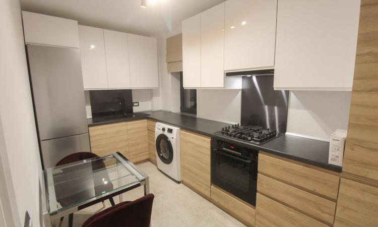 3 camere lux - Sunset Lake- Straulesti