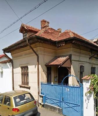 Casa Duzilor, Hala Traian