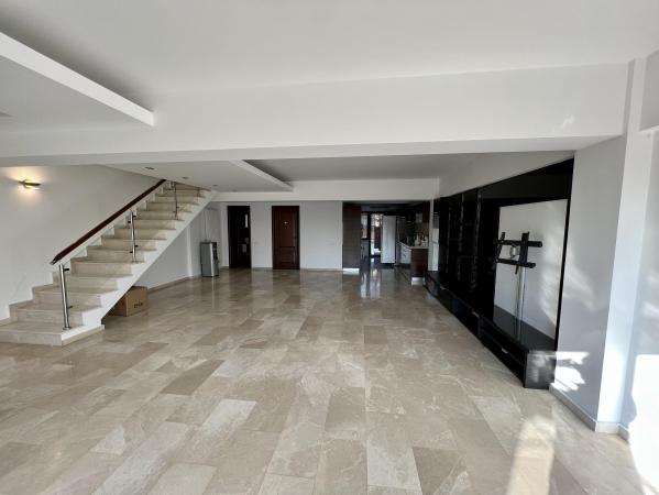 Vila Tip Duplex de Inchiriat in zona Pipera