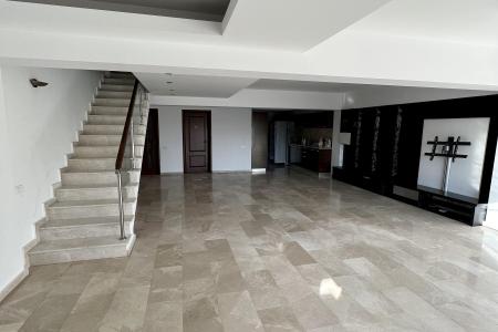 Vila Tip Duplex de Inchiriat in zona Pipera