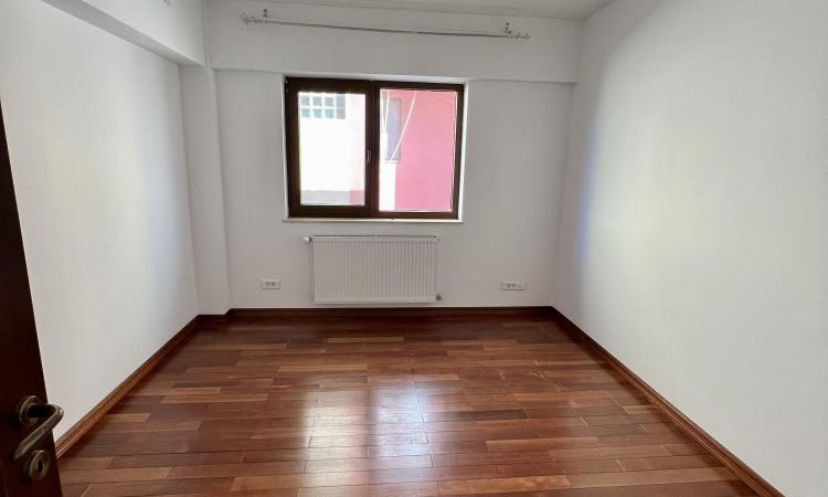 Vila Tip Duplex de Inchiriat in zona Pipera