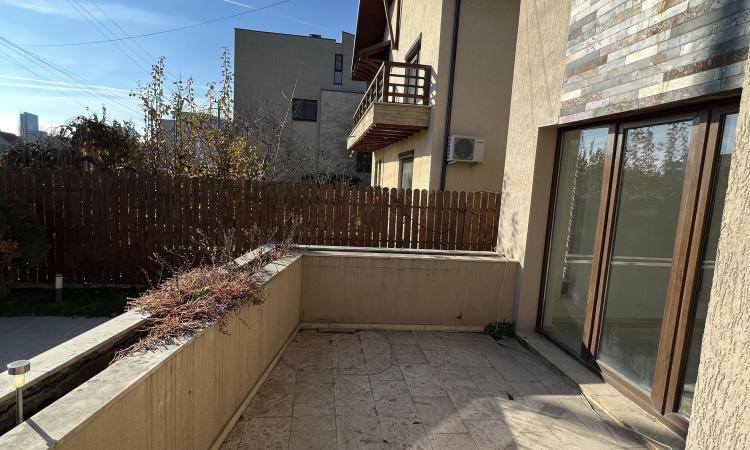 Vila Tip Duplex de Inchiriat in zona Pipera