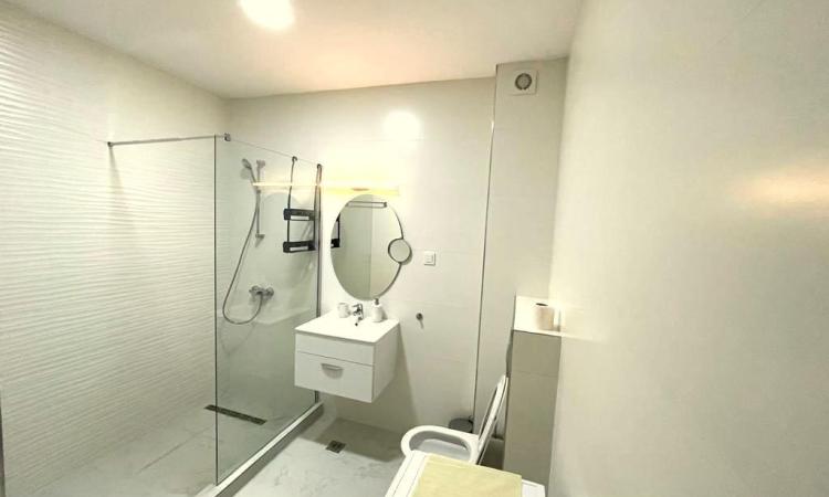 Apartament cu 2 Camere in zona Pipera
