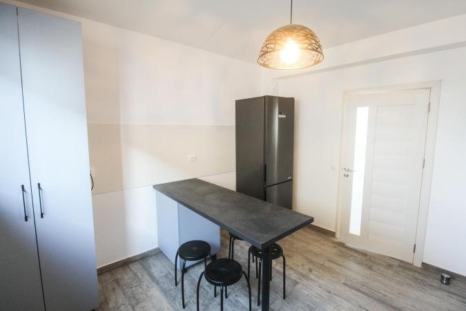Casa spatioasa -Prima inchiriere-  Baneasa - Henri Coanda