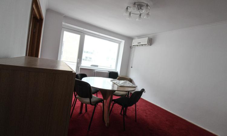 3 camere- Ultracentral- Buzesti- Piata Victoriei- centrala proprie