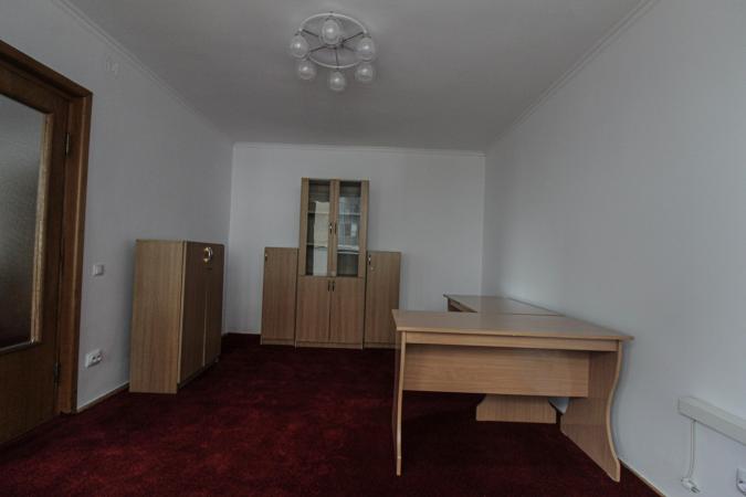 3 camere- Ultracentral- Buzesti- Piata Victoriei- centrala proprie