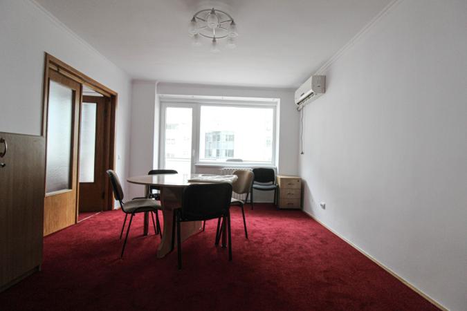 3 camere- Ultracentral- Buzesti- Piata Victoriei- centrala proprie