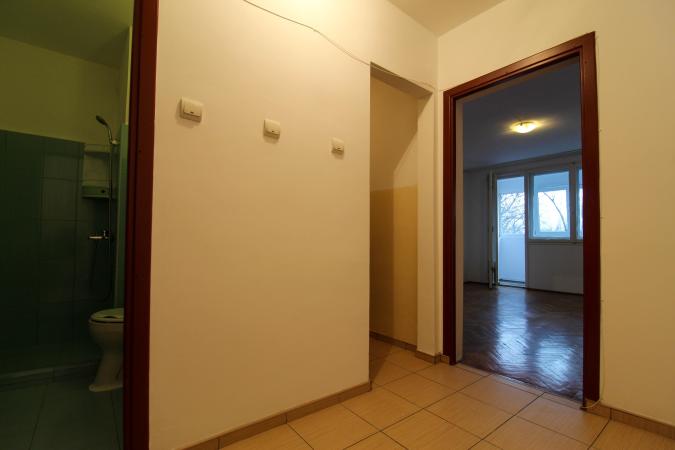 Garsoniera spatioasa | 33mp utili | Bucatarie inchisa | Pajura | Buc Noi
