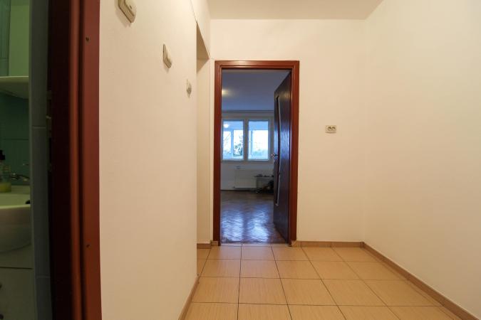 Garsoniera spatioasa | 33mp utili | Bucatarie inchisa | Pajura | Buc Noi