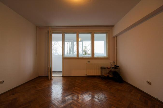 Garsoniera spatioasa | 33mp utili | Bucatarie inchisa | Pajura | Buc Noi