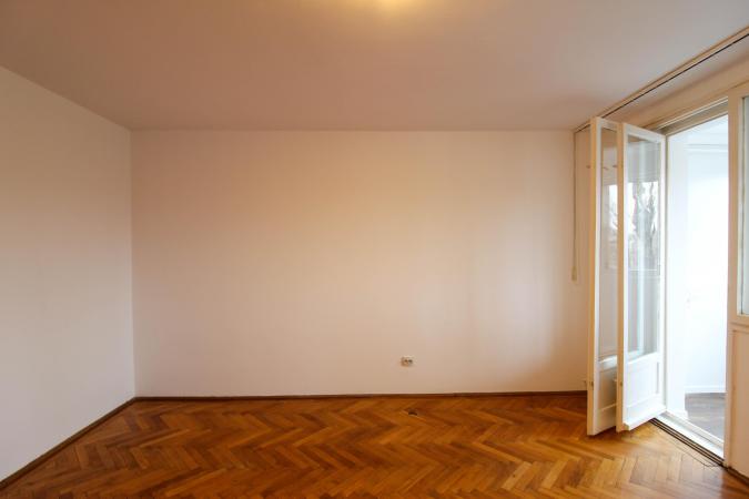 Garsoniera spatioasa | 33mp utili | Bucatarie inchisa | Pajura | Buc Noi