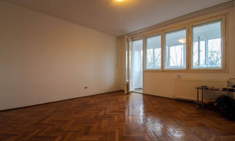 Garsoniera spatioasa | 33mp utili | Bucatarie inchisa | Pajura | Buc Noi