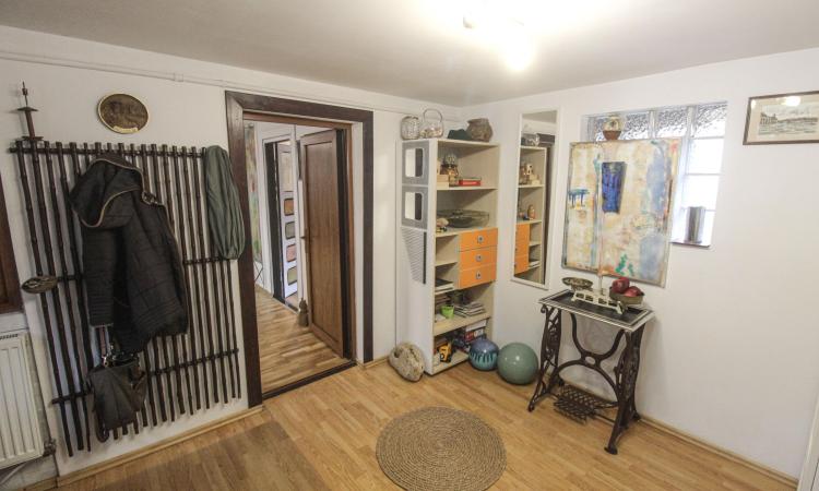 Vila individuala - P+M - 6 camere - Mogosoaia