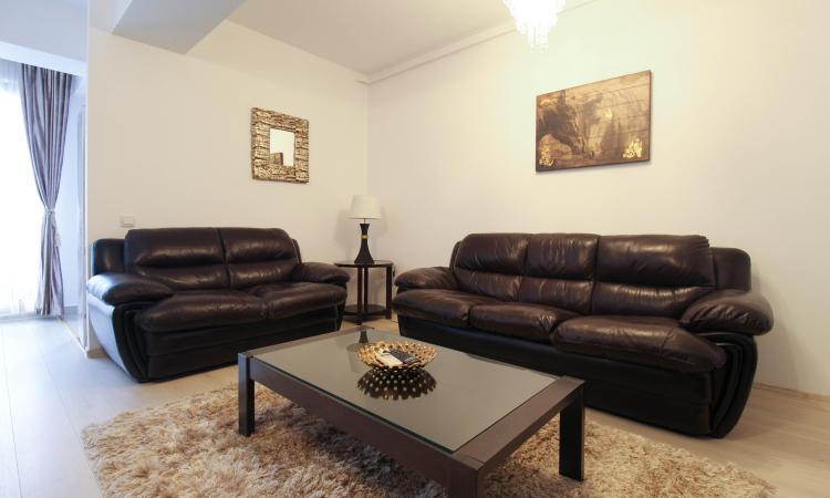 2 camere - recent renovat - Aviatiei - Metrou Aurel Vlaicu