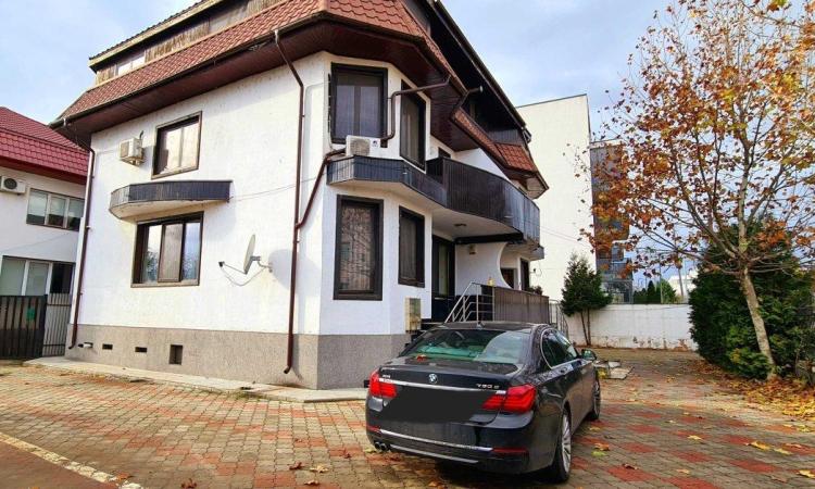 8 Camere |4 Bai | Office mobilat si utilat| 240mp utili + Curte| Baneasa-Sisesti