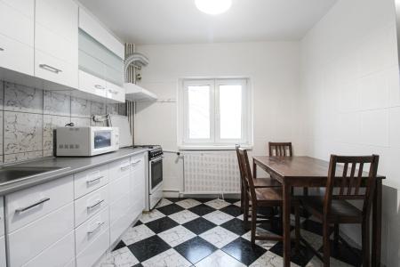 3 camere - Decomandat - Aviatiei - Metrou Aurel Vlaicu