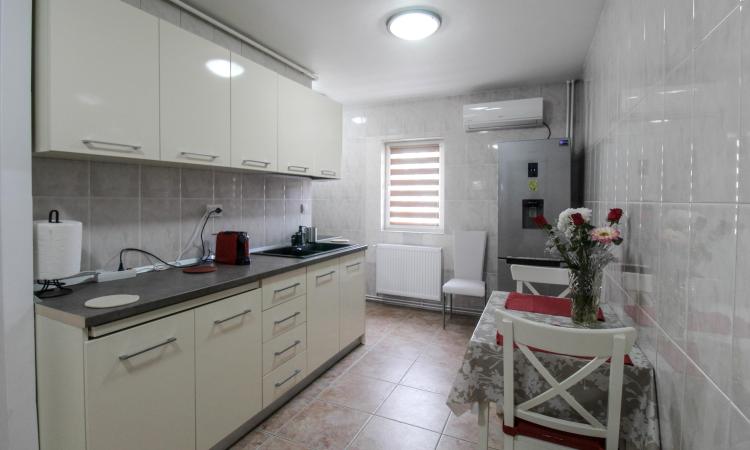 3 Camere - Decomandat - Metrou Aurel Vlaicu - Aviatiei