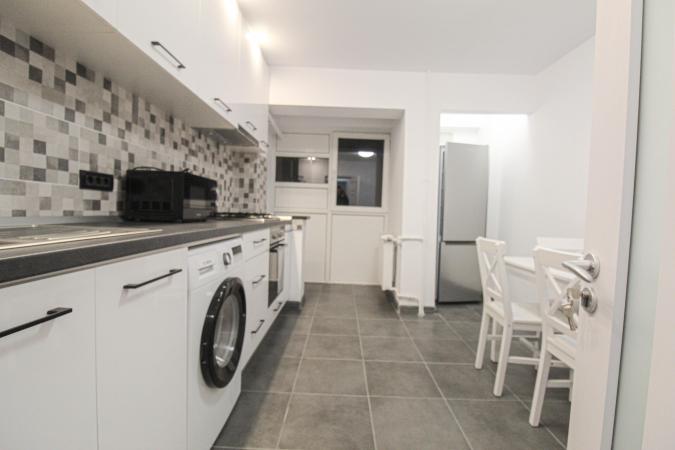 2 camere - Victoriei- Titulescu- recent renovat