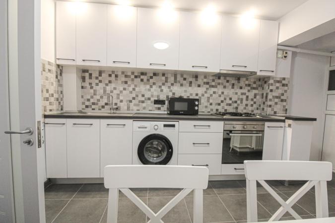 2 camere - Victoriei- Titulescu- recent renovat