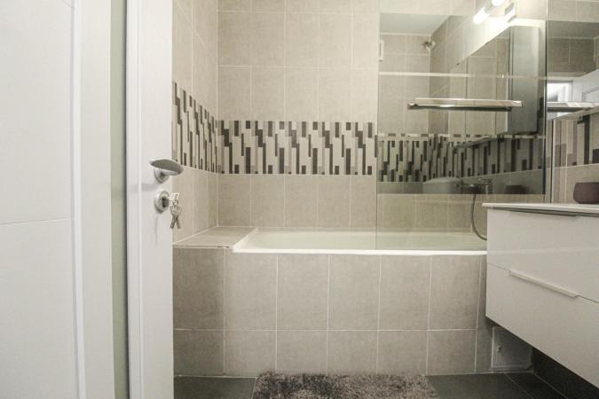 2 camere - Victoriei- Titulescu- recent renovat