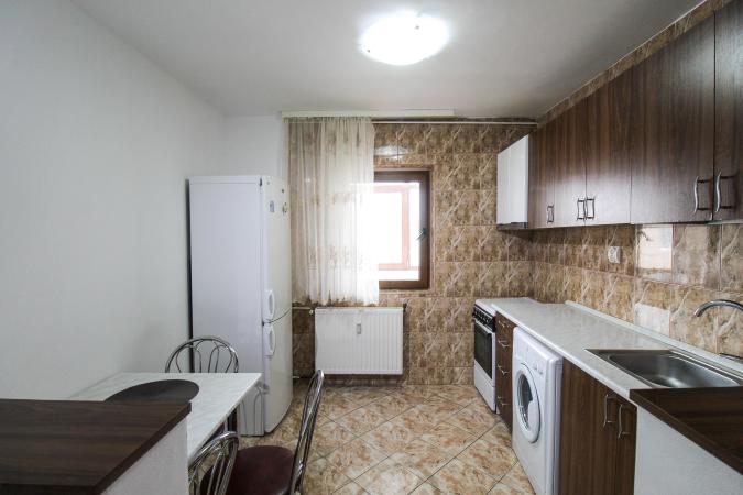 Decomandat - 2 camere - Metrou Aurel Vlaicu - Aviatiei