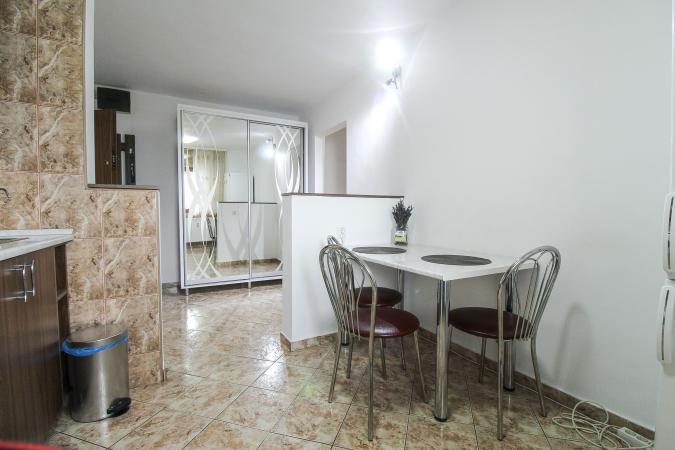 Decomandat - 2 camere - Metrou Aurel Vlaicu - Aviatiei