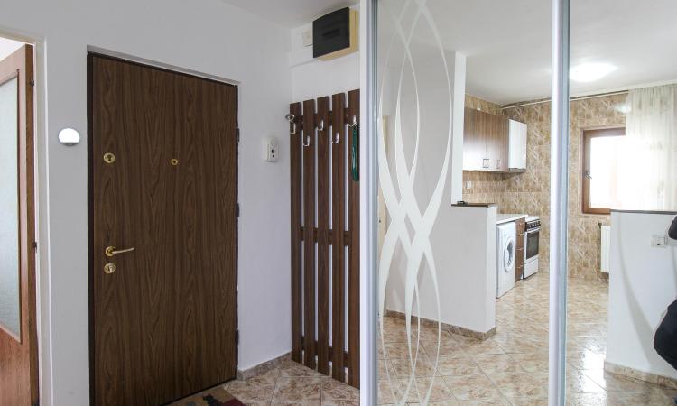 Decomandat - 2 camere - Metrou Aurel Vlaicu - Aviatiei