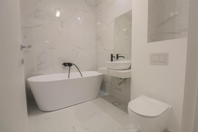 3 camere - Sisesti - complet mobilat si utilat- ideal investitie