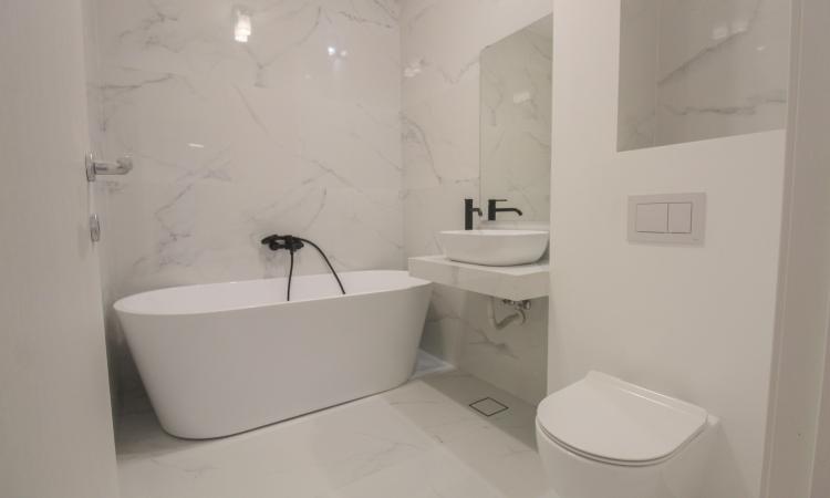3 camere - Sisesti - complet mobilat si utilat- ideal investitie