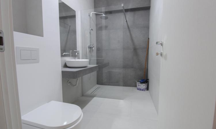 3 camere - Sisesti - complet mobilat si utilat- ideal investitie