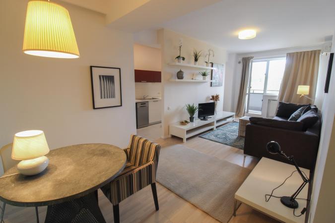 2 camere 70 mp lux - Loc de parcare inclus- Baneasa