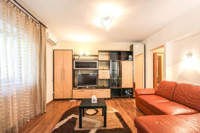 2 camere - decomandat - centrala proprie - Aviatiei