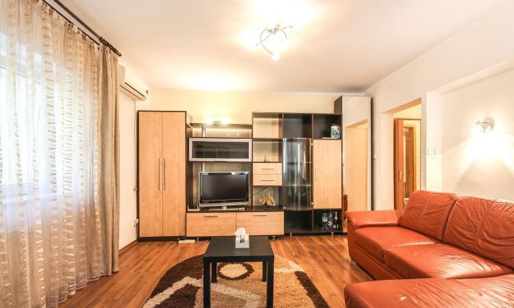 2 camere - decomandat - centrala proprie - Aviatiei
