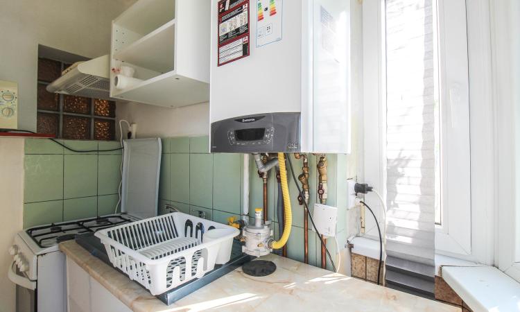 2 camere - decomandat - centrala proprie - Aviatiei