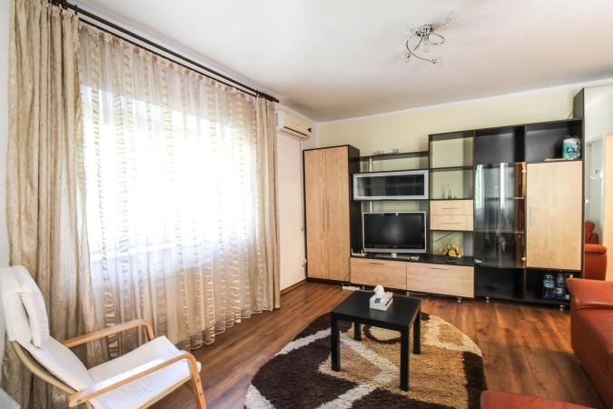 2 camere - decomandat - centrala proprie - Aviatiei