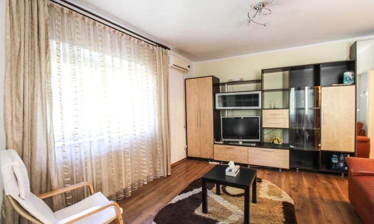 2 camere - decomandat - centrala proprie - Aviatiei