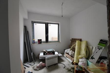 3 camere | Curte 45mp | 2 Bai | 2 min de Padurea Baneasa | Vatra Noua | Baneasa