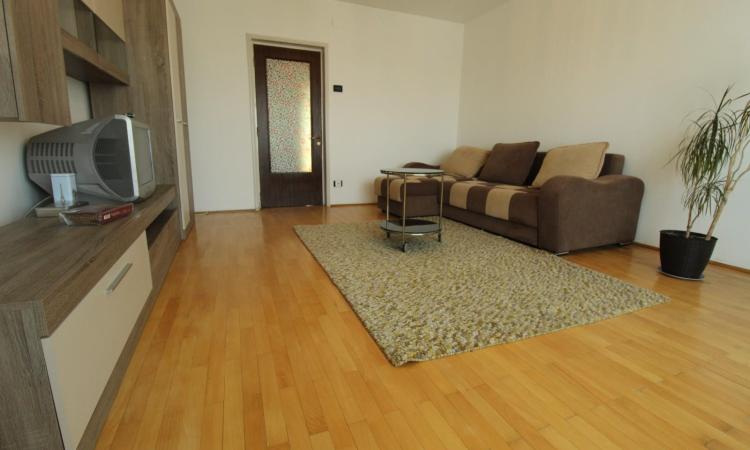 Piata Alba Iulia-3 camere-complet mobilat