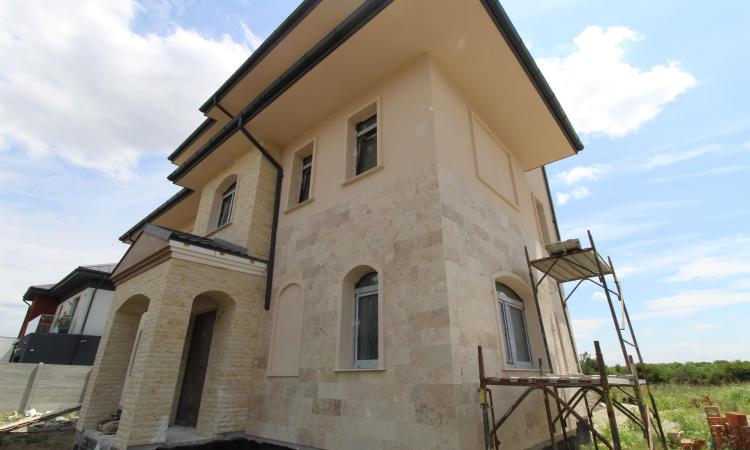 Vila superba - Sisesti - Lux