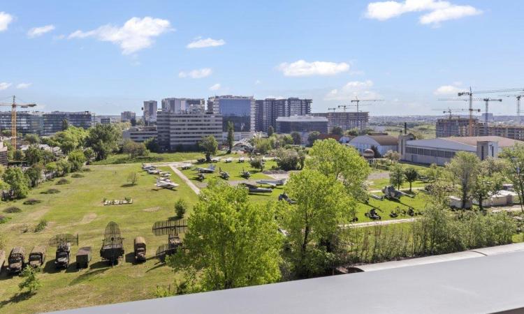 2 Camere - Aviatiei Towers - Panoramic View- Dressing