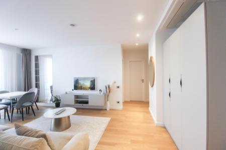 2 Camere - Aviatiei Towers - Panoramic View- Dressing