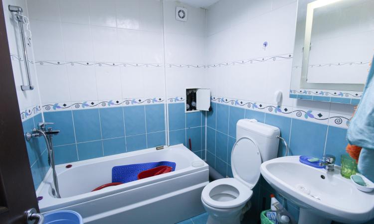 3 camere 70 mp utili + logie - Bucurestii Noi 122 - Vis-a-vis de Parc Bazilescu