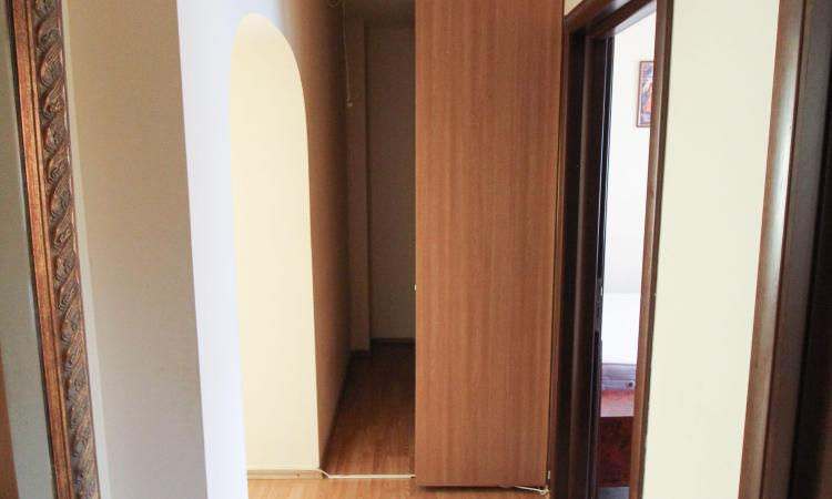 3 camere 70 mp utili + logie - Bucurestii Noi 122 - Vis-a-vis de Parc Bazilescu