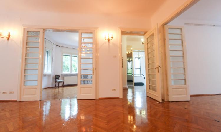 Vila - Dorobanti-4 Camere - Strada Praga - 3 Balcoane