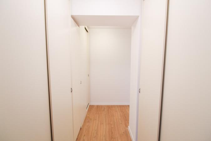 Apartament 168 mpu la parteul unei vile - Curte proprie- Straulesti