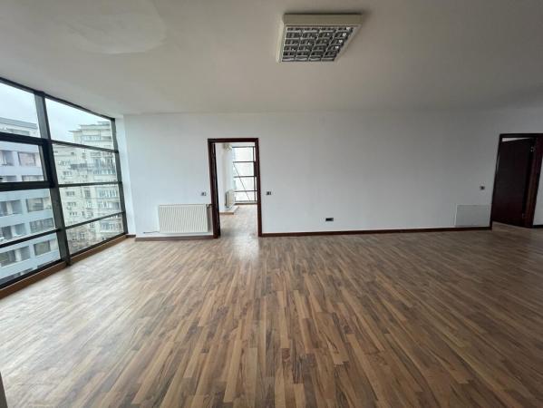 3 Camere - Unirii - Biblioteca Nationala - 120 mp utili
