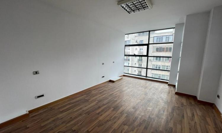 3 Camere - Unirii - Biblioteca Nationala - 120 mp utili
