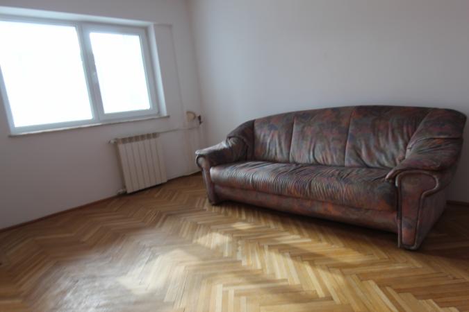 Metrou Aurel Vlaicu - 3 camere - semidecomandat