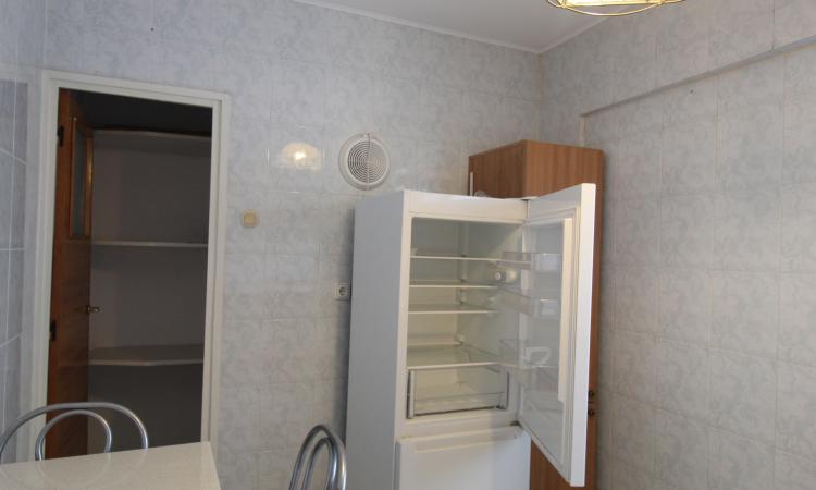 Metrou Aurel Vlaicu - 3 camere - semidecomandat