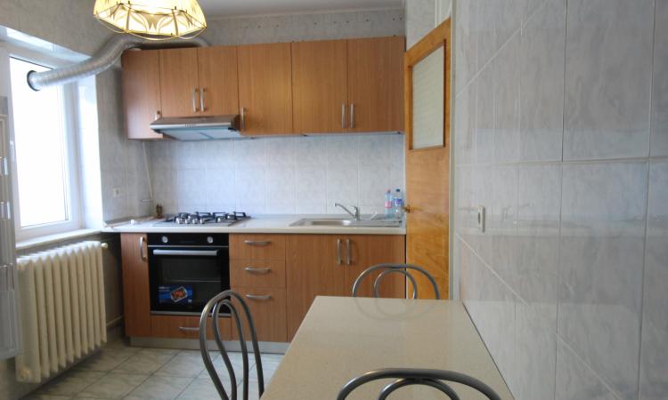Metrou Aurel Vlaicu - 3 camere - semidecomandat